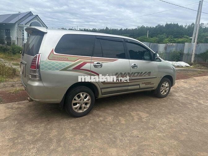 Toyota Innova 2006 G - xe gia đình đi. giá 145t
