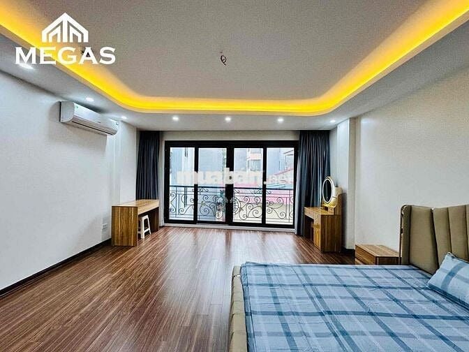 CHO THUÊ 1N1K BAN CÔNG SIÊU RỘNG NGAY HỒ LINH QUANG, ĐỐNG ĐA