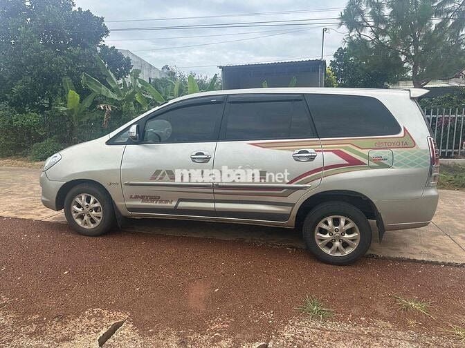 Toyota Innova 2006 G - xe gia đình đi. giá 145t