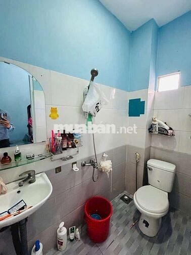 BÁN NHÀ LÊ ĐÌNH CẨN, TÂN TẠO, 3X8 ĐÚC THẬT 4 TẦNG HẺM XE HƠI 6M