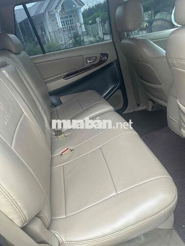 Toyota Innova 2006 G - xe gia đình đi. giá 145t