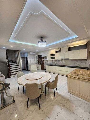 BÁN NHÀ 6 TẦNG LÔ GÓC LIÊN CƠ-Ô TÔ VÀO NHÀ-NGAY TRƯỜNG HỌC-GIÁ 17 TỶ