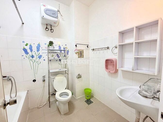 Cho thuê nhà nguyên căn 4 Tầng - 4PN mặt tiền đường Tiểu La - Đà Nẵng