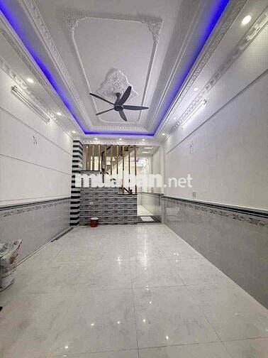 nhà 4x14m trệt 3 lầu 4pn 4wc, hẻm xe tải đường số 6. BHH B Bình Tân