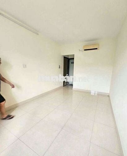 Cho thuê nhà nguyên căn 1 trệt 2 lầu, 4pn,6wc. Xe hơi đậu cửa