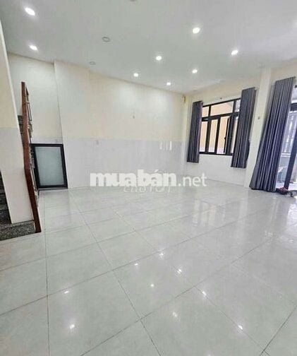 Cho thuê nhà nguyên căn 1 trệt 2 lầu, 4pn,6wc. Xe hơi đậu cửa