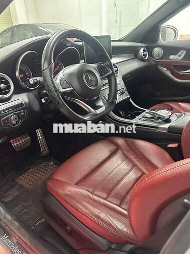 Mercedes-Benz C300 AMG 2015 trắng siêu đẹp êm ái