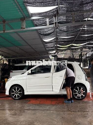 Kia 2011  - 100000 km