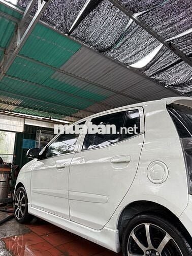 Kia 2011  - 100000 km