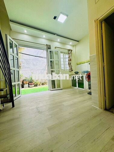 BÁN NHÀ 3 TẦNG HẺM KINH DOANH QUẬN 1 - P NGUYỄN CƯ TRINH - CHỈ 3TY500