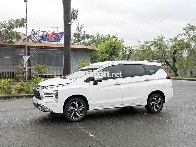 Mitsubishi Xpander 2022 AT Premium