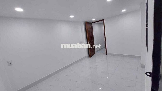 Nhà hẻm Nguyễn Đình Chiểu, 2 lầu khúc 2 chiều mới sạch sẽ