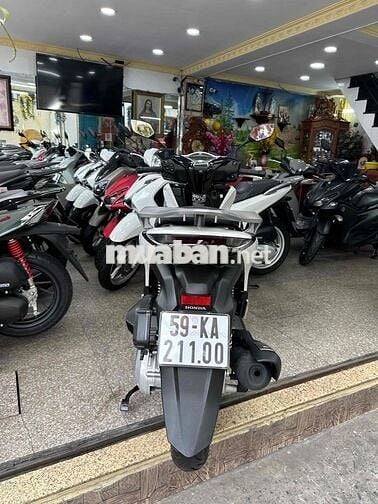 SH 160i ABS + HSTC 2025 Trắng BSTP Chính Chủ