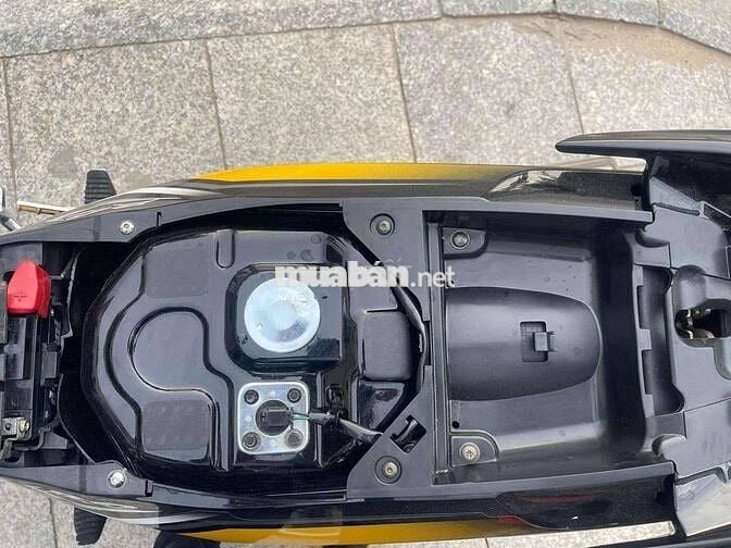 Bán xe Exeter sang tên chính chủ