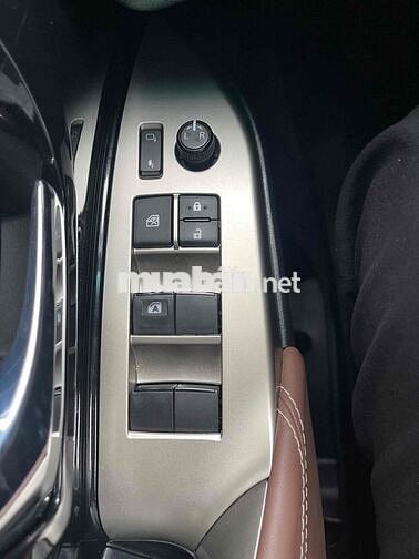 Toyota Innova 2018 Venturer