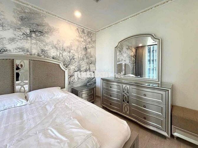 BA SON CHỦ THÂN GỬI CHO THUÊ 3PN VÒNG CUNG VIEW SÔNG VỪA TRỐNG SẴN