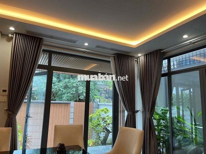 🏢  Hoa Đào PN – Nhà 8x18m, Hầm Trệt 3 Lầu TM – Giá thuê 90Tr