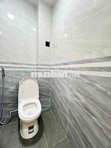 NHÀ ĐẸP FULL MỚI Ở NGAY TẶNG NT BÁN NHANH NHỈNH 3 TỶ