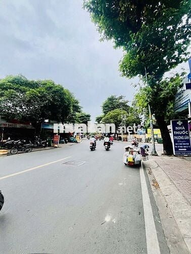 CHo thu nhà căn góc 2 mặt tiền đường Gò dầu 4x16m 1L