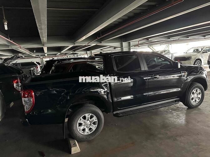 Ford Ranger XLS 2021, bảo hành 2026, vay 75%