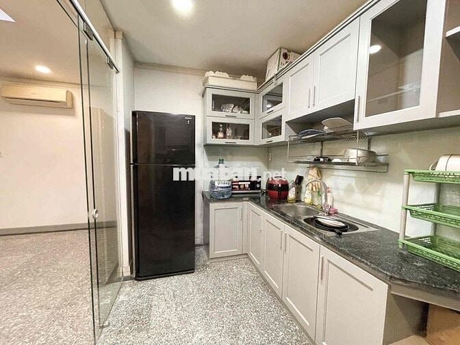 Share phòng trong chung cư Phú Hoàng Anh gần DH TDT