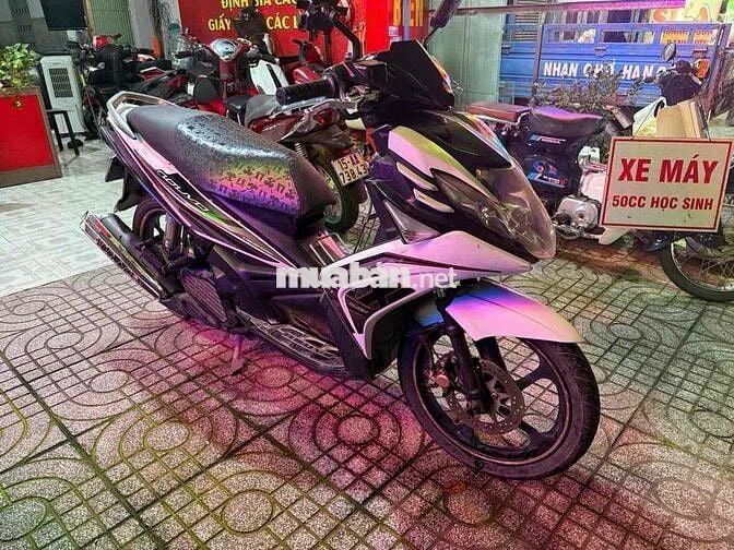 Honda Air Blade 2012 Đen vàng đồng