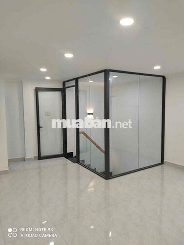 Ngang 6m - Trống Suốt Mặt Tiền Đường Bùi Thị Xuân, Quận 1