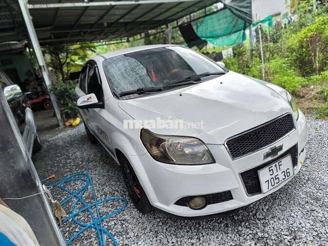 Chevrolet Aveo 2016 5 chỗ Trắng