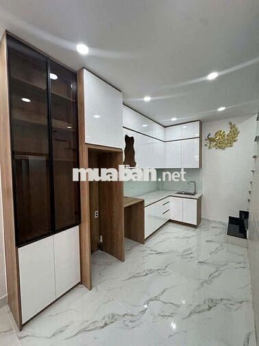 NHÀ ĐẸP LUNG LINH NGAY CHIẾN LƯỢC 2 TẦNG - 32M2 - GIÁ 4.55 TỶ