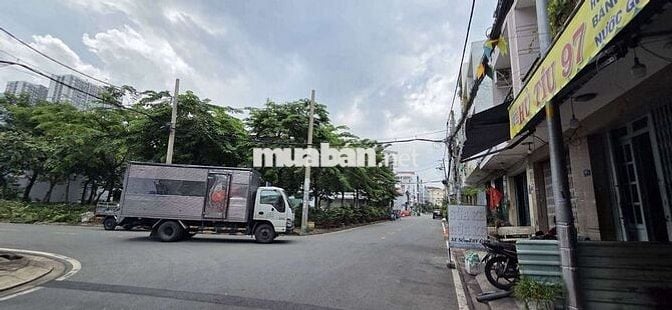 MẶT TIỀN KHU BÌNH PHÚ VIEW CÔNG VIÊN VIP Q6