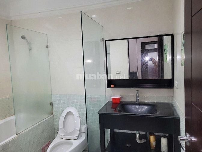 Cần bán căn hộ Phú Thọ, Quận 11, căn góc 2PN,74m2 nhà làm lại mới đẹp