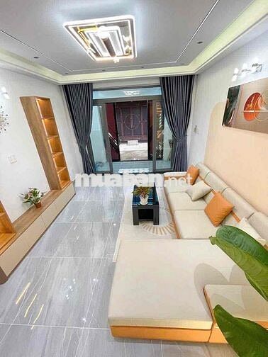 nhà 4x14m 2 tầng có 3pn 2wc hẻm 7m thông gần Eon Tân Phú