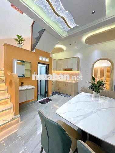 nhà 4x14m 2 tầng có 3pn 2wc hẻm 7m thông gần Eon Tân Phú