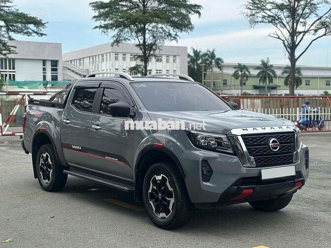 Nissan Navara 2023 VL 2.3 AT 4WD - 24000 km