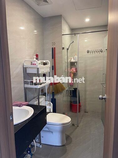 KẸT TIỀN CẦN BÁN CĂN HỘ 2 PHÒNG NGỦ 2 WC, CĂN GÓC 2 VIEW 1,9 Tỷ/CĂN