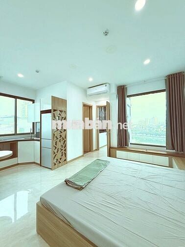 CHO THUÊ PENHOUSE FULL NỘI THẤT BAN CÔNG VIEW HỒ NGỌC KHÁNH - KIM MÃ