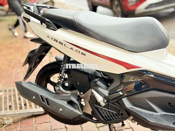 AB 2022 TRẮNG XE PHỐ KENG, MÁY ZIN ÊM