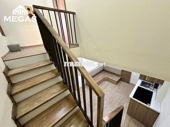 CHO THUÊ CĂN HỘ 2 NGỦ 80m2 TẠI HOÀNG HOA THÁM - NGAY BV PHỔI