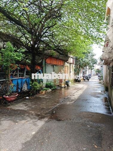 NHÀ NGAY LÊ ĐÌNH CẨN GIÁP TỈNH LỘ 10 ,TÊN LỬA- 3TẦNG- 3x10- GIÁ 3.8 TỶ