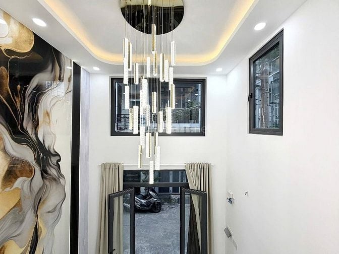 Bán nhà đẹp 5 tầng THANG MÁY 300/21/6 Nguyễn Thái Sơn p4 Gò Vấp