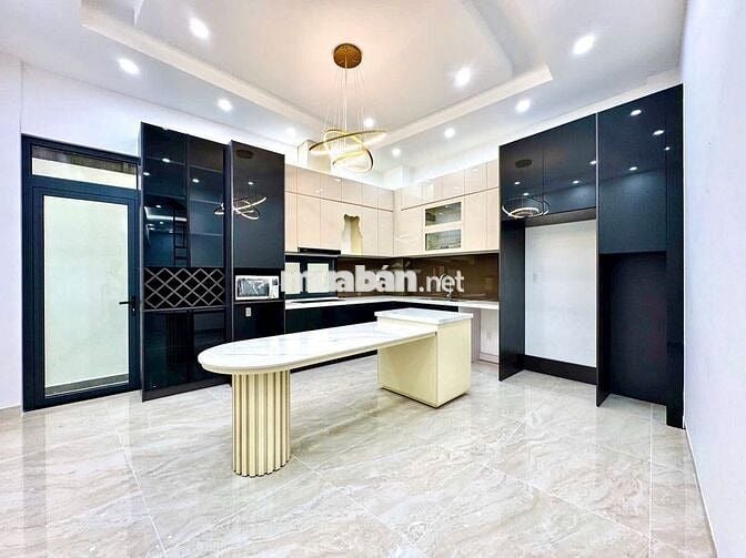 Nhà phố hẻm oto Nguyễn Thượng Hiền