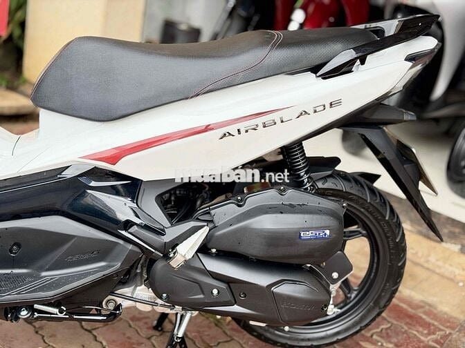 AB 2022 TRẮNG XE PHỐ KENG, MÁY ZIN ÊM