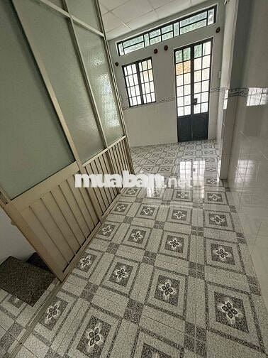 nhà hẻm đuong bình đông,. p15 quận 8