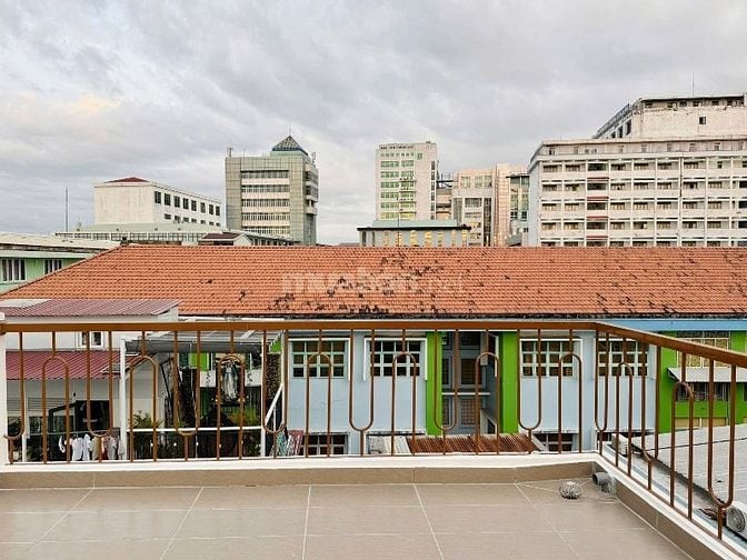 Bán nhà đẹp 5 tầng THANG MÁY 300/21/6 Nguyễn Thái Sơn p4 Gò Vấp