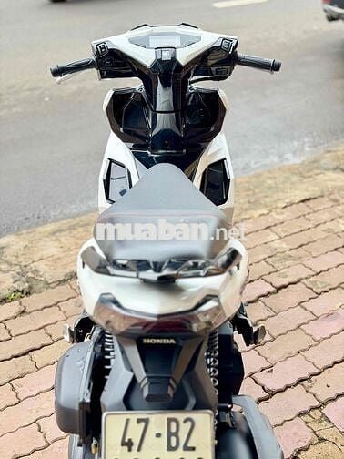 AB 2022 TRẮNG XE PHỐ KENG, MÁY ZIN ÊM