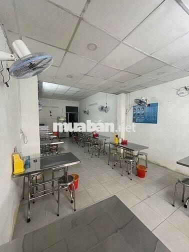 MT CMT8 Q10 – 4x20m – 25tr/th – Hợp mọi ngành – Được bán đồ ăn