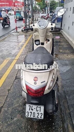 Yamaha Grande màu Kem