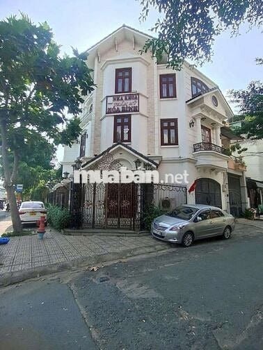 Cho thuê biệt thự căn góc. Tân phú