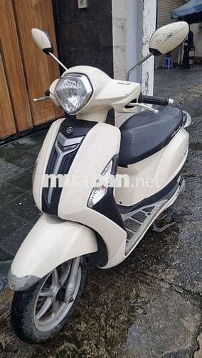 Yamaha Grande màu Kem