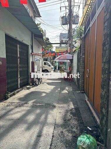 Bán nhà 3 tầng ,đường Nguyễn Thái bình, quận Tân bình